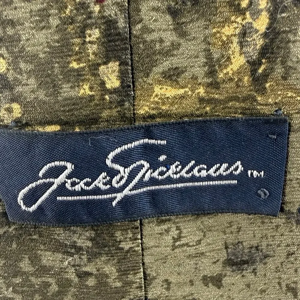Jack Nicklaus Golf Tie Red Green Gold Made in USA 57.5” x 4”